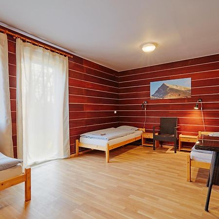 Route E58 - Camp Košice Villa Exterior foto